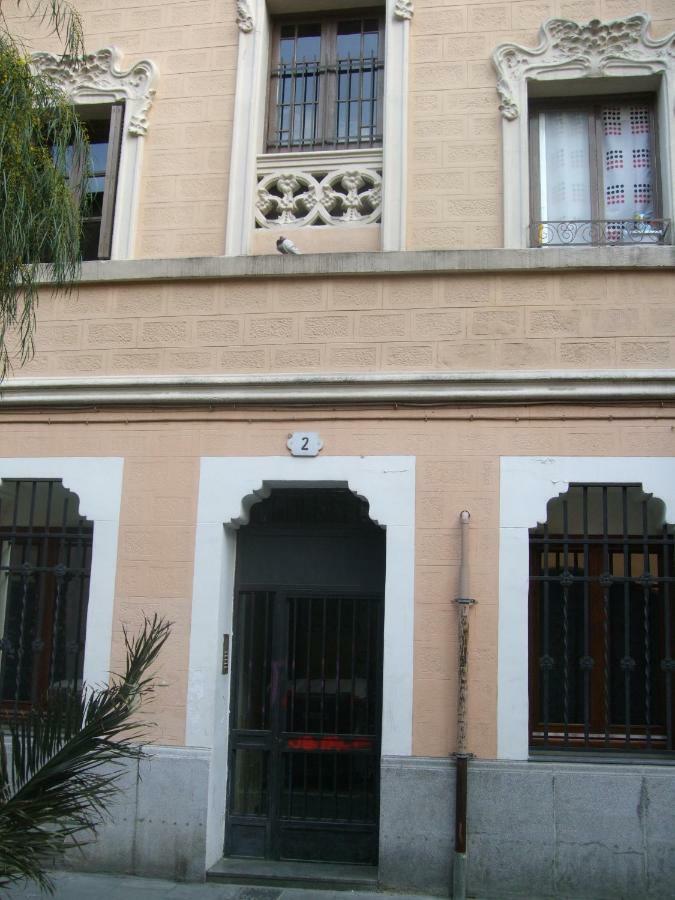 Appartamento Torres Rojo Barcellona Esterno foto